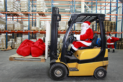 The end-of-year rush puts a strain on fulfillment centers and warehouses. Here are tips for getting your warehouse ready for the holiday season.