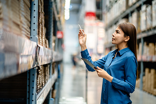 Protect your inventory and boost profits with these four proven warehouse management strategies. Reduce product loss and drive business growth today.